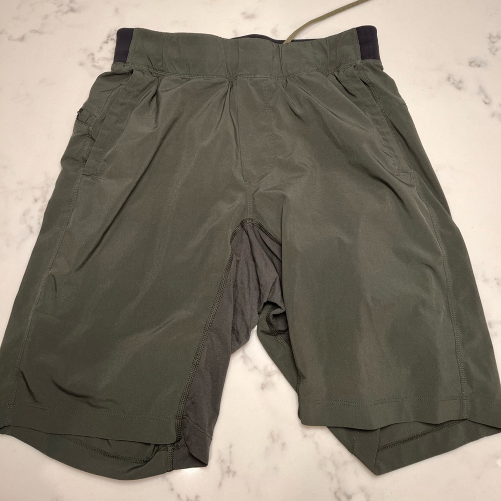 Lululemon size small spinning/running shorts